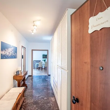 Free Parking - 8 Posti Letto E Terrazzo Vista Mare ترييستي
