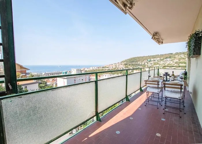 Apartment Free Parking - 8 Posti Letto E Terrazzo Vista Mare Trieste